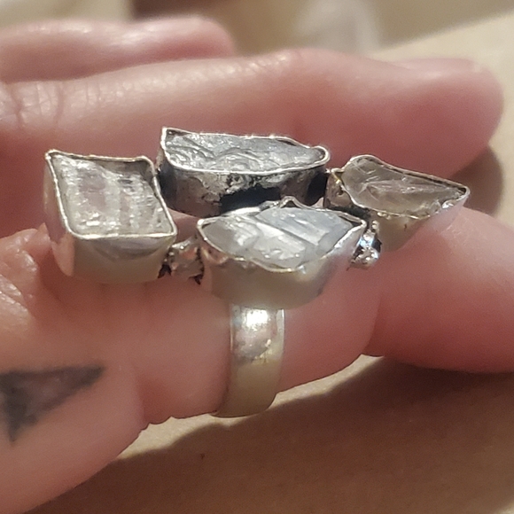 Unique Ring with Moonstone Gems Bezel Set into 925 Stamped Sterling Silver - Picture 10 of 11